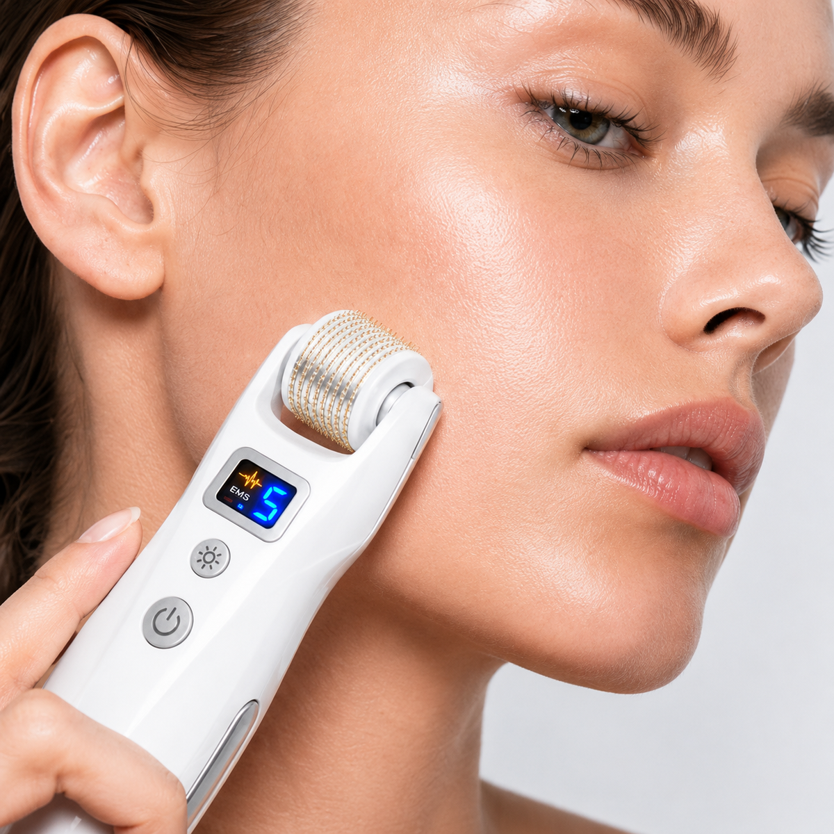 Sanilogica DermaGlow - 5-in-1 Facial Micro-Roller with EMS, LED & Vibration